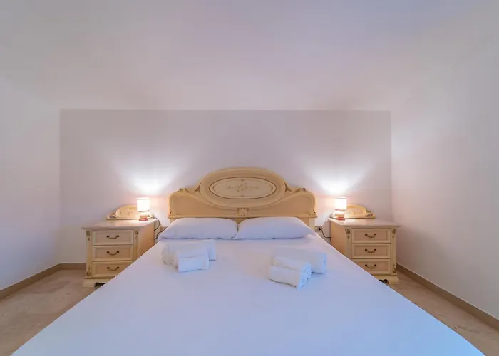 Апарт-отель Brorent Domo De Aurora *