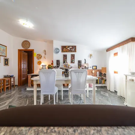 Aparthotel Brorent Domo De Aurora *