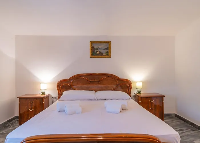 Brorent Domo De Aurora * أولبيا